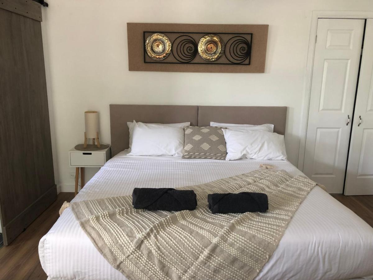 Marks Point Lakeside Bungalow المظهر الخارجي الصورة